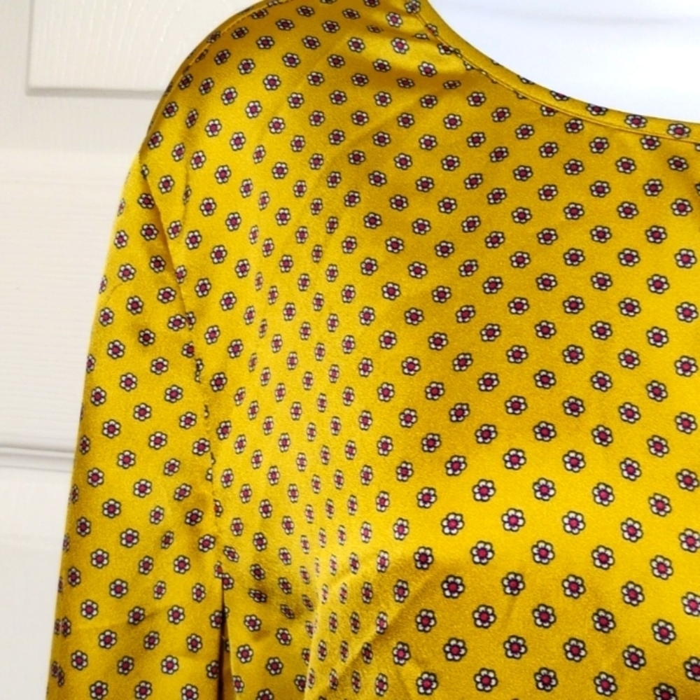Banana Republic x Olivia Palermo collab top - Picture 6 of 15